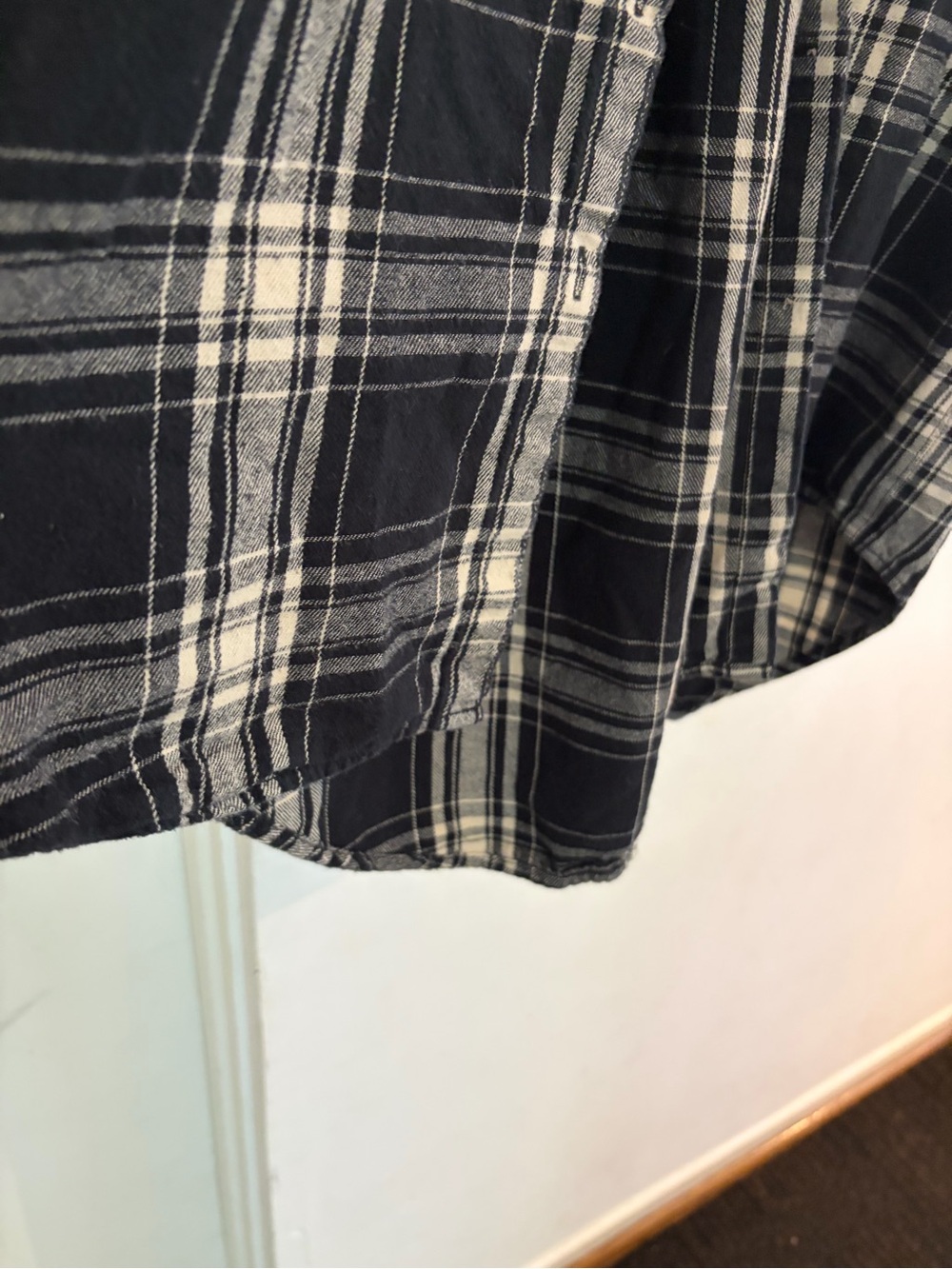 Madewell Black & Cream Plaid Button-Up Shirt - women - size m - Picture 3 of 6